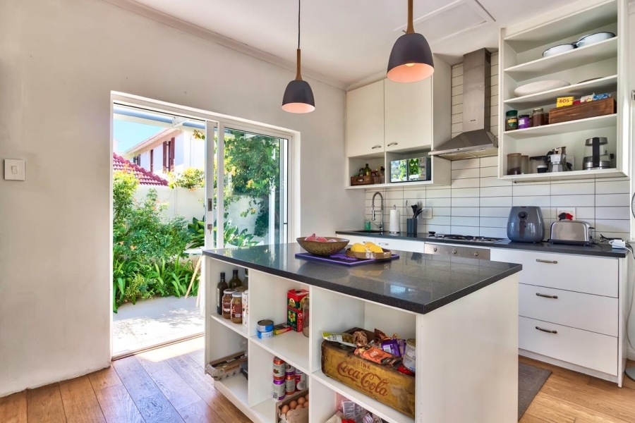 To Let 3 Bedroom Property for Rent in Gardens Western Cape